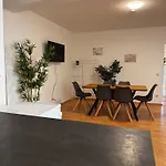 Wasserwald Cozy With 2br Apartment *